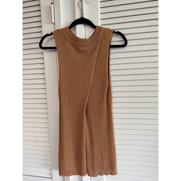 Brave Soul Gold Tank - Picture 2 of 5